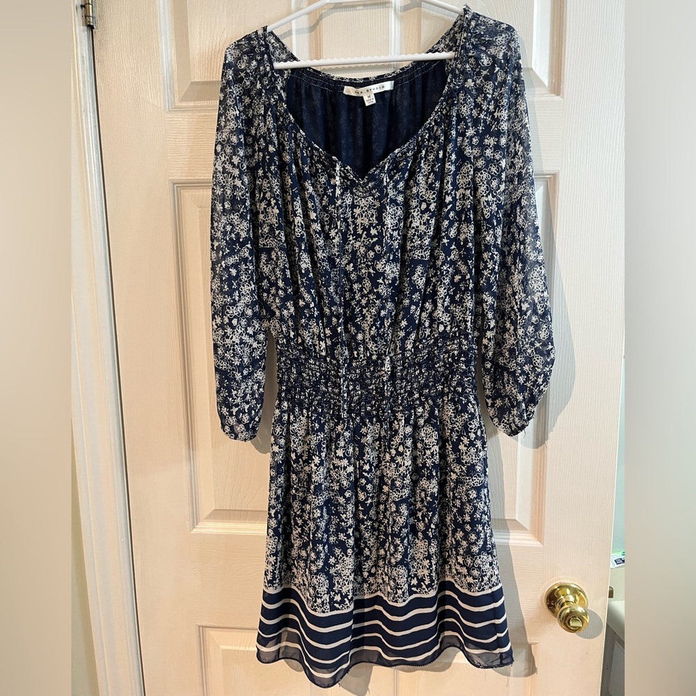 Max Studio Midi Dress size Medium